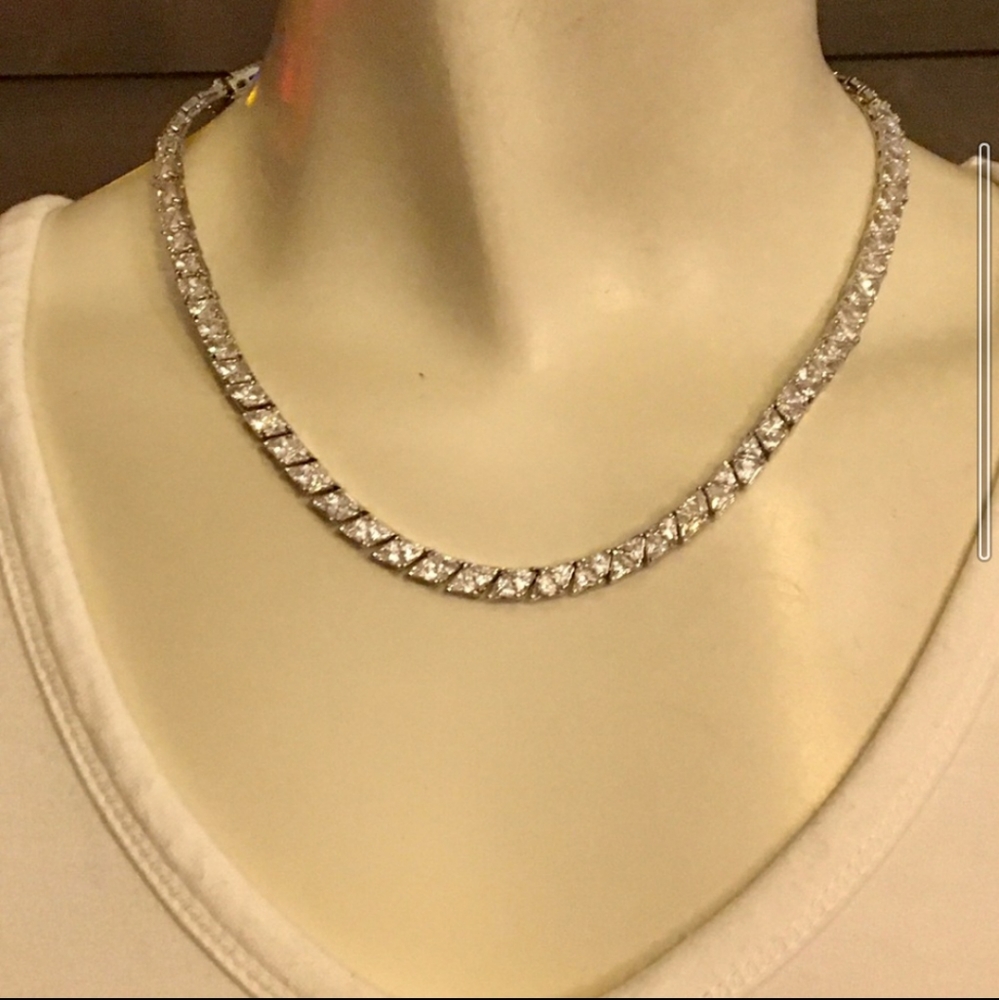 TENNIS NECKLACE
